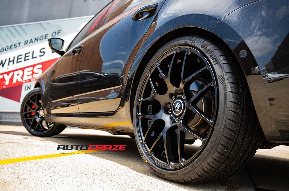 SKODA OCTIVIA RS M SPEC MATTE BLACK